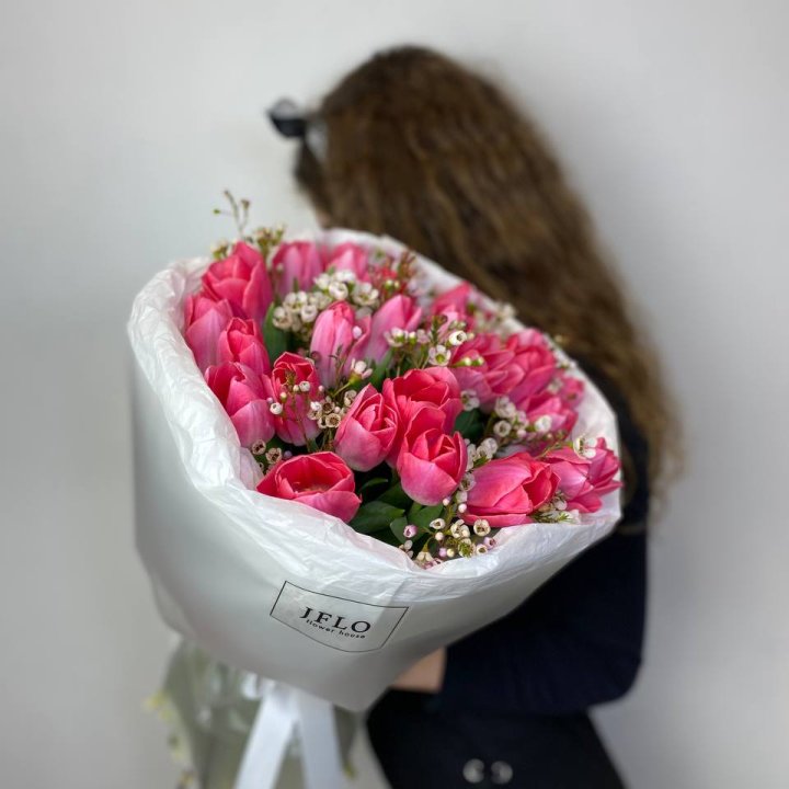 Дуо тюльпаны с хамелациумом в Ярославле