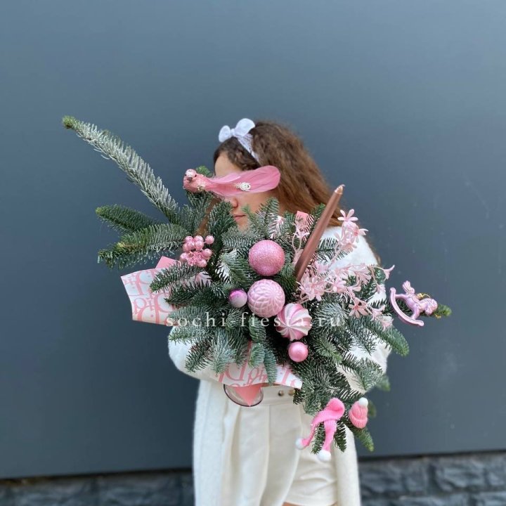 Композиция бокал розовый в Ярославле