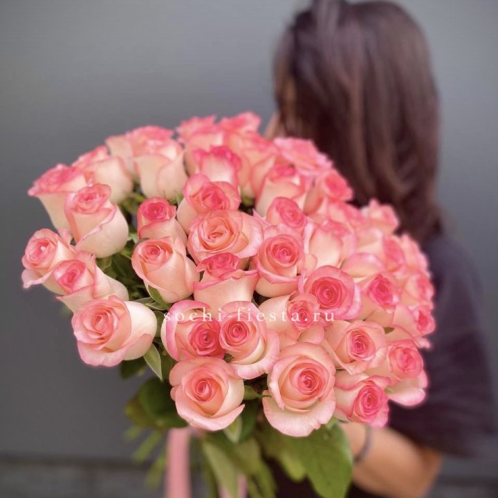 Охапка Роз Джумилия в Ярославле