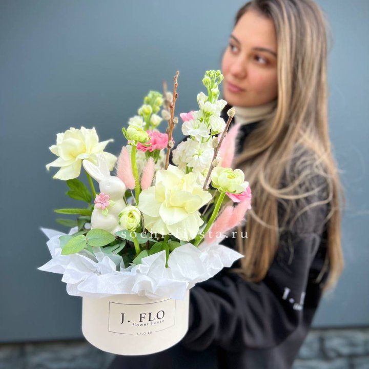 Цветочный бокс "Пасхальная композиция" в Ярославле