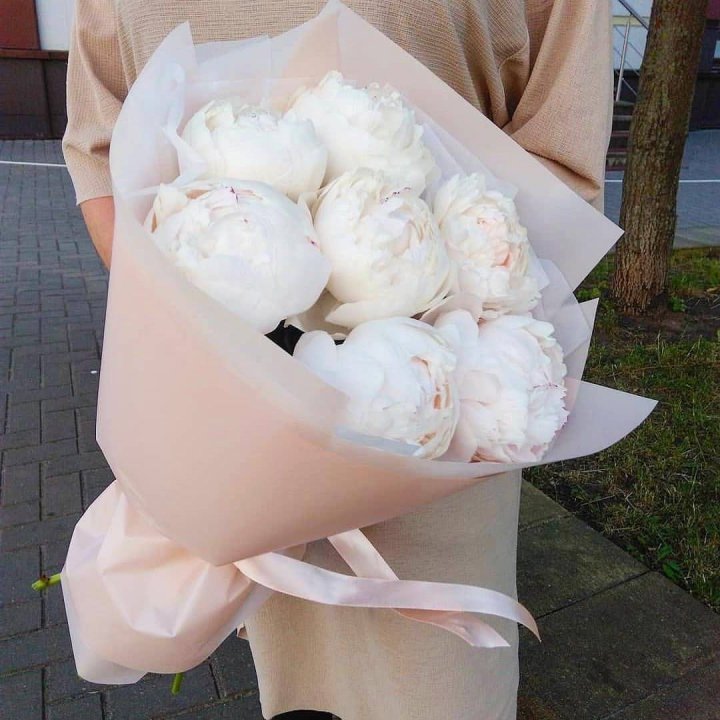 Букет белых пионов в Ярославле