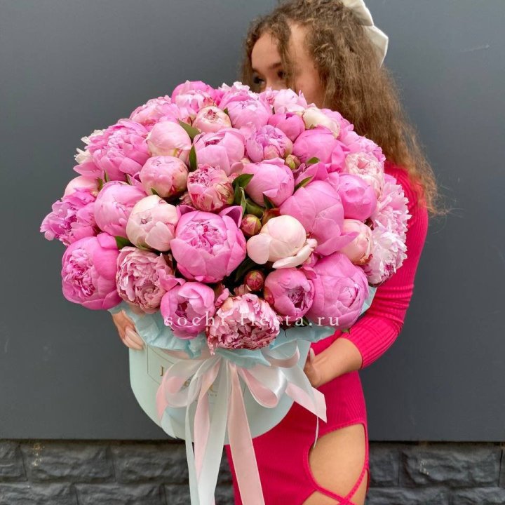 51 пион в цилиндре в Ярославле