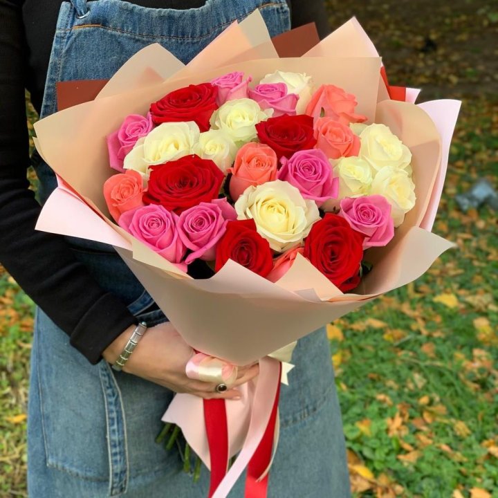 25 роз "Карусель" в Ярославле