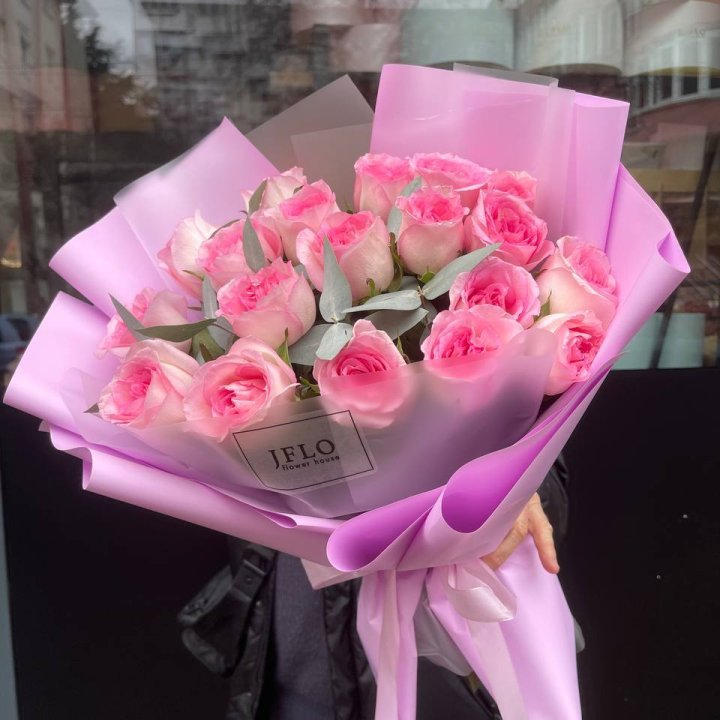  19 розовых роз в Ярославле