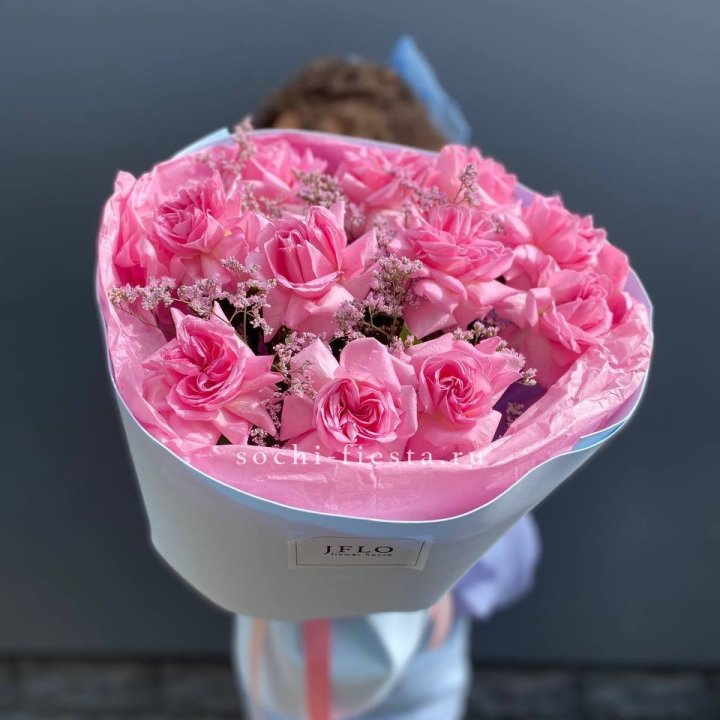 Букет французских розовых роз  в Ярославле