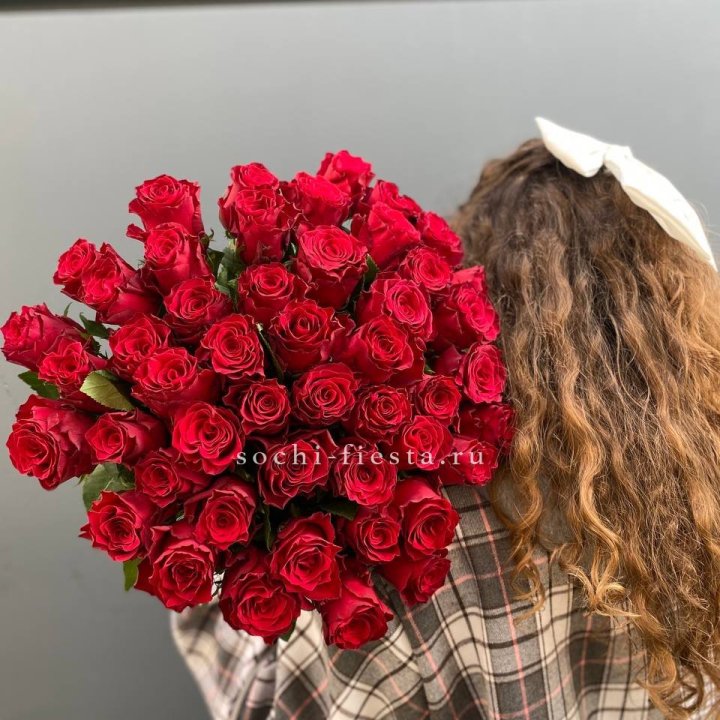 51 красная роза в Ярославле