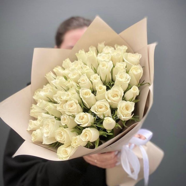 51 белая кенийская роза  в Ярославле