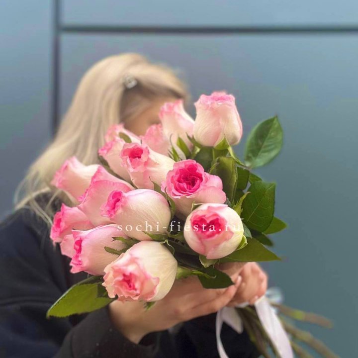 15 роз Мандала в Ярославле