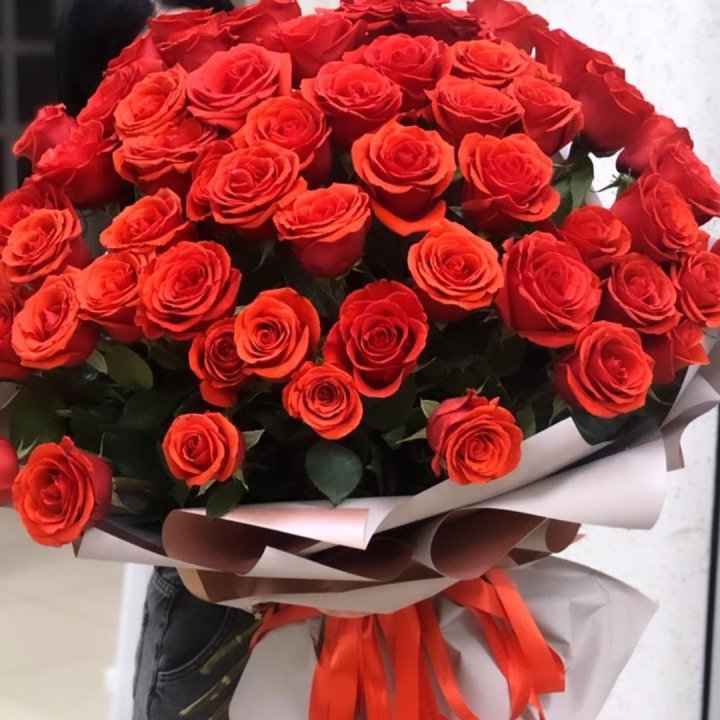 Букет высоких эквадорских роз  в Ярославле