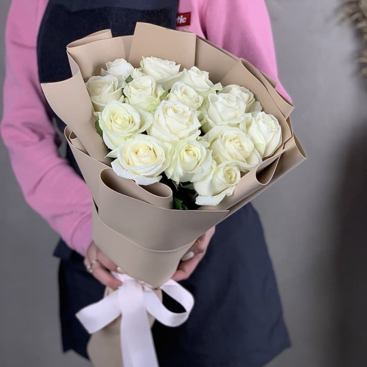 15 белых роз миракли в Ярославле
