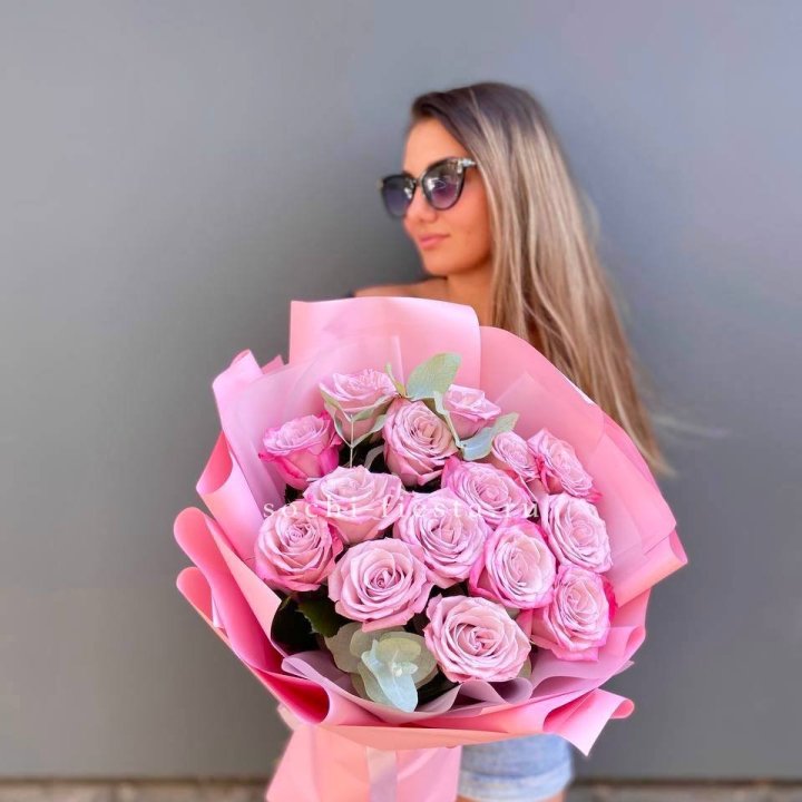 Букет розовых роз 2 в Ярославле