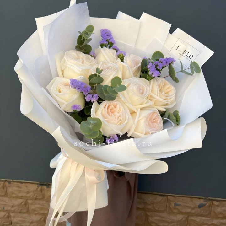 Букет из роз Вайт охара в Ярославле
