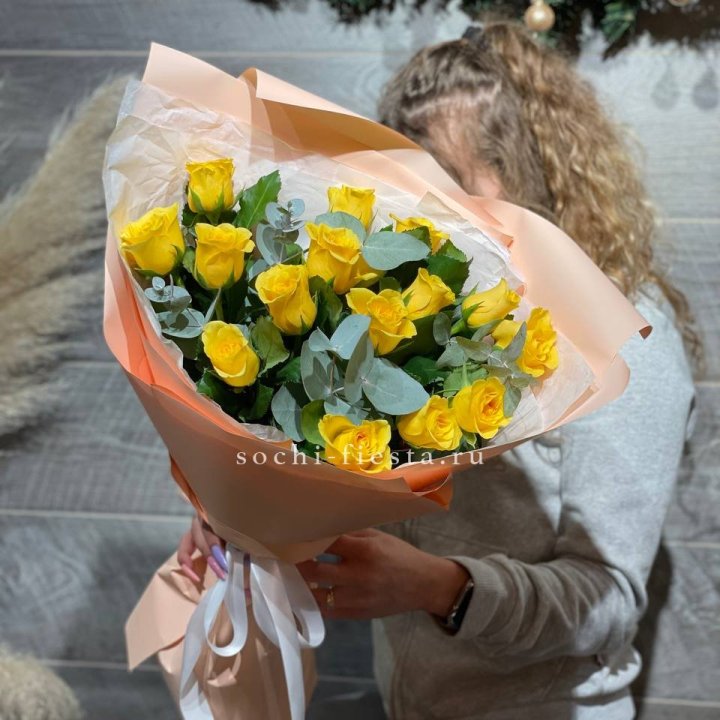 15 желтых роз в Ярославле