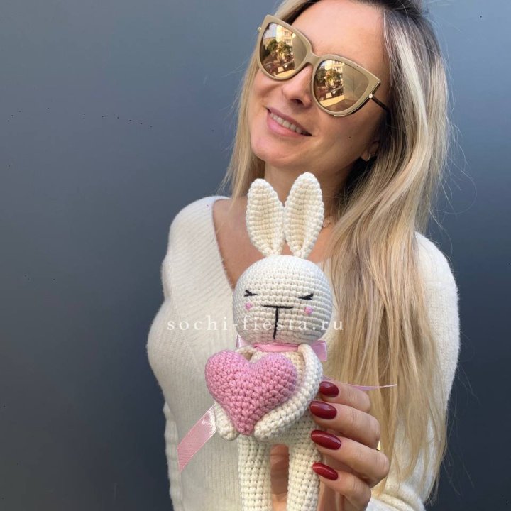 Зайка с сердцем ручной работы в Ярославле